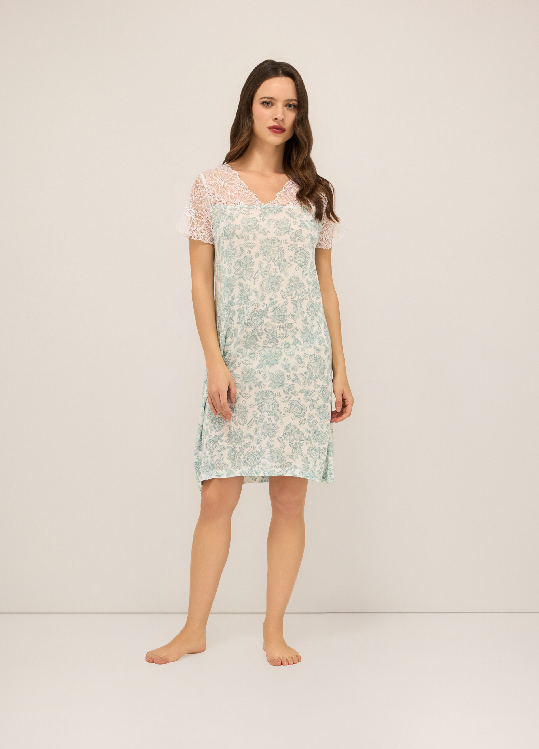 Camicia da notte in pura viscosa con pizzo donna