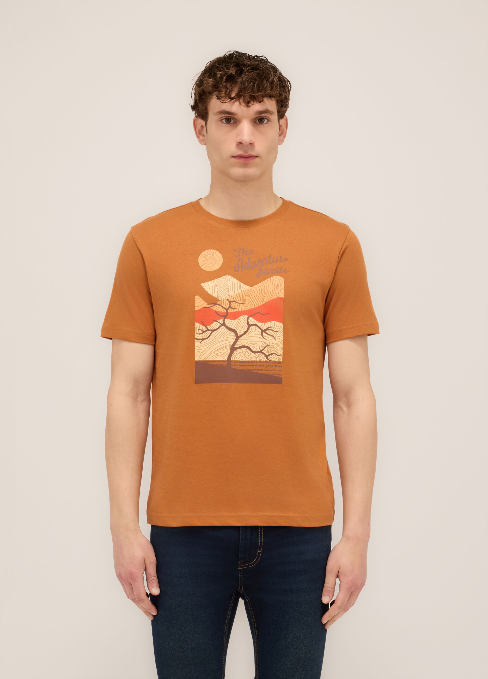 T-shirt girocollo stampa avvantura