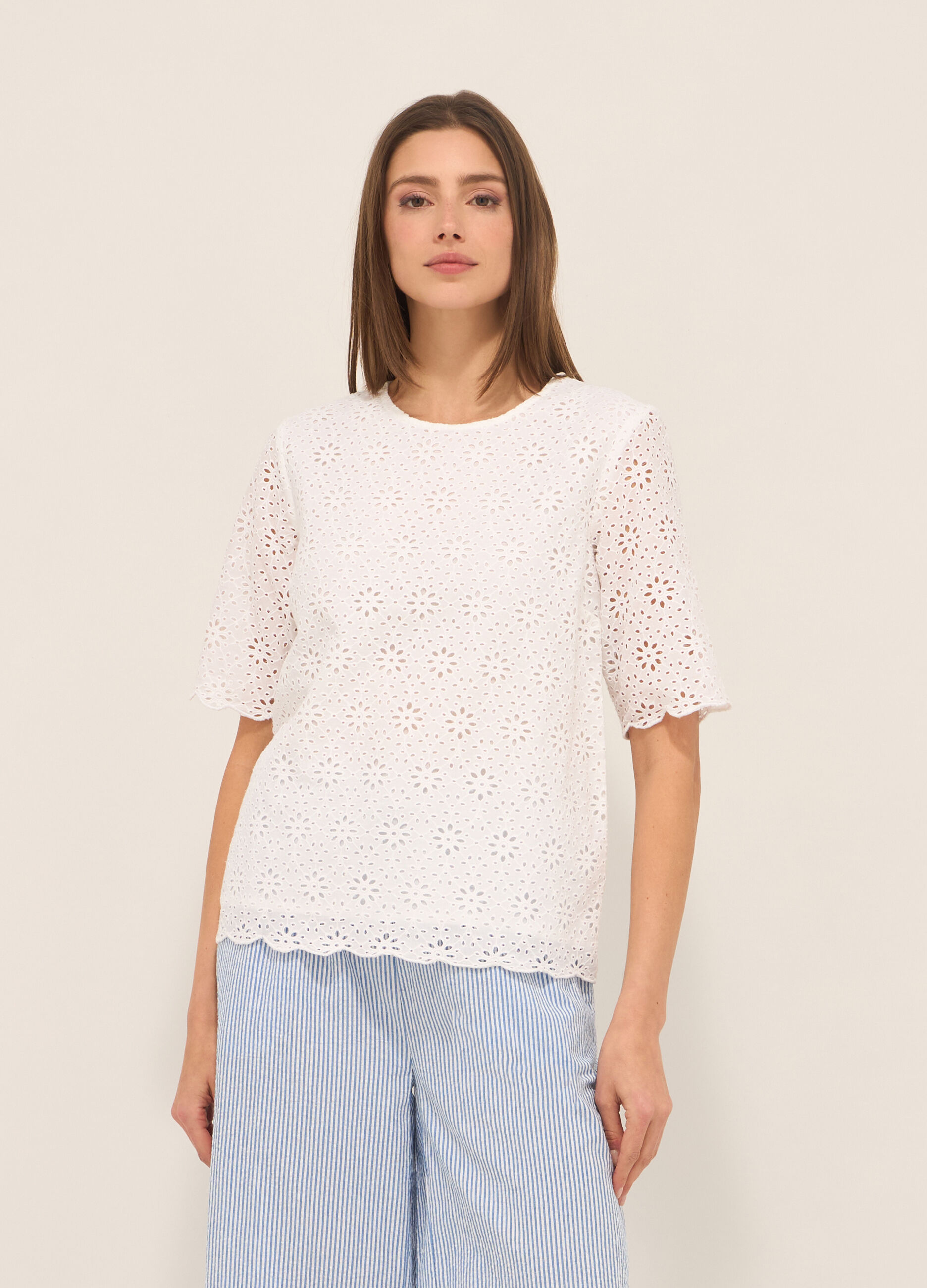 Blusa in puro cotone con ricami donna