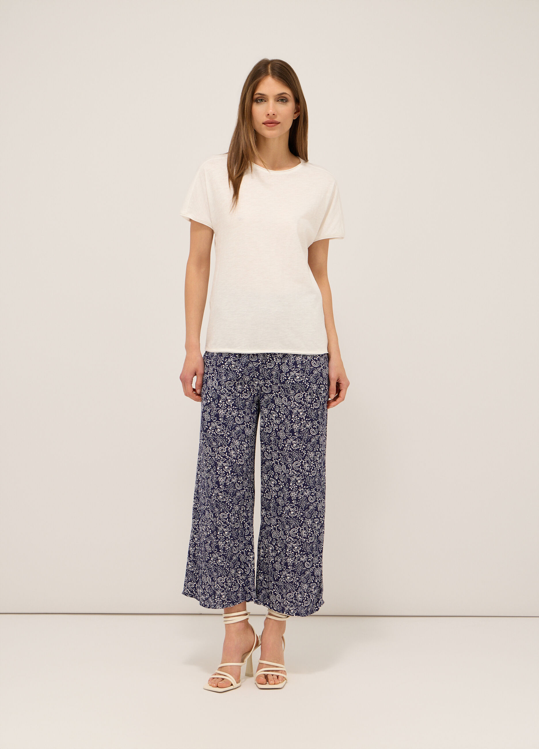 Pantaloni in pura viscosa creponne donna