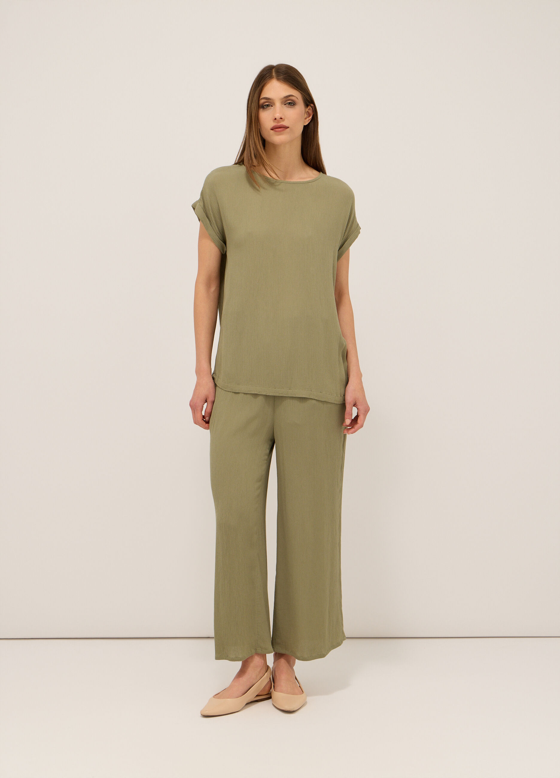 Pantaloni in pura viscosa creponne donna