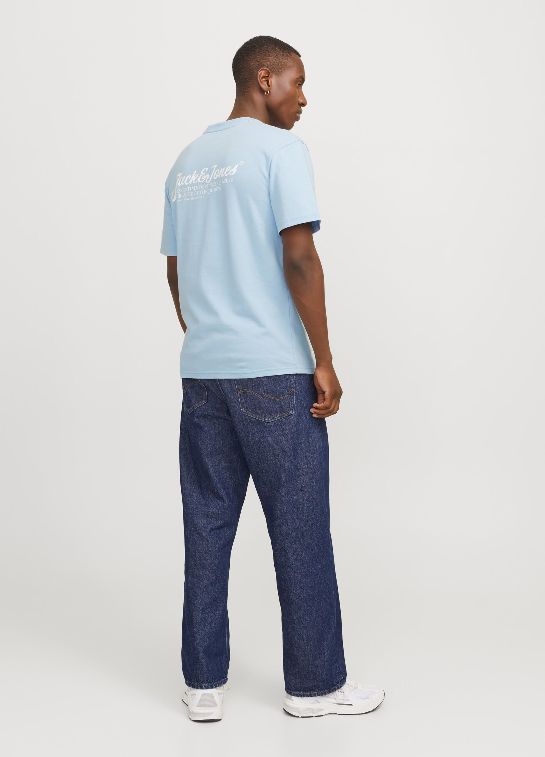 T-shirt girocollo con stampa uomo 3 T-shirt girocollo con stampa uomo