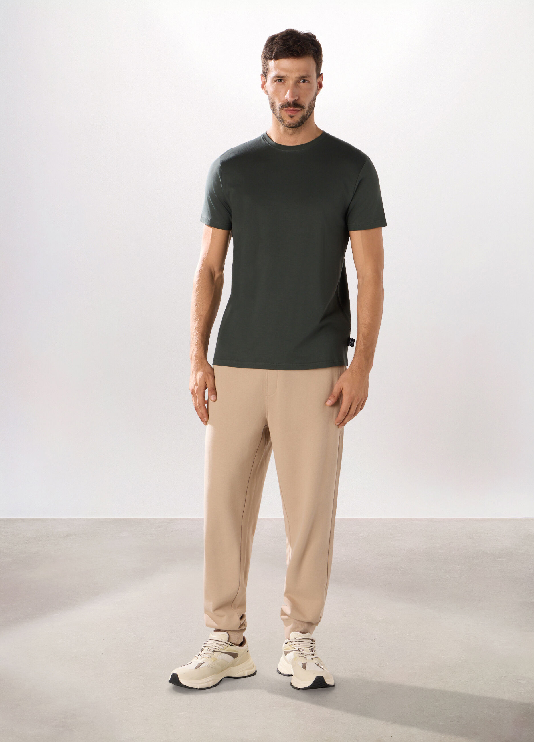 Jogger slim in puro cotone uomo