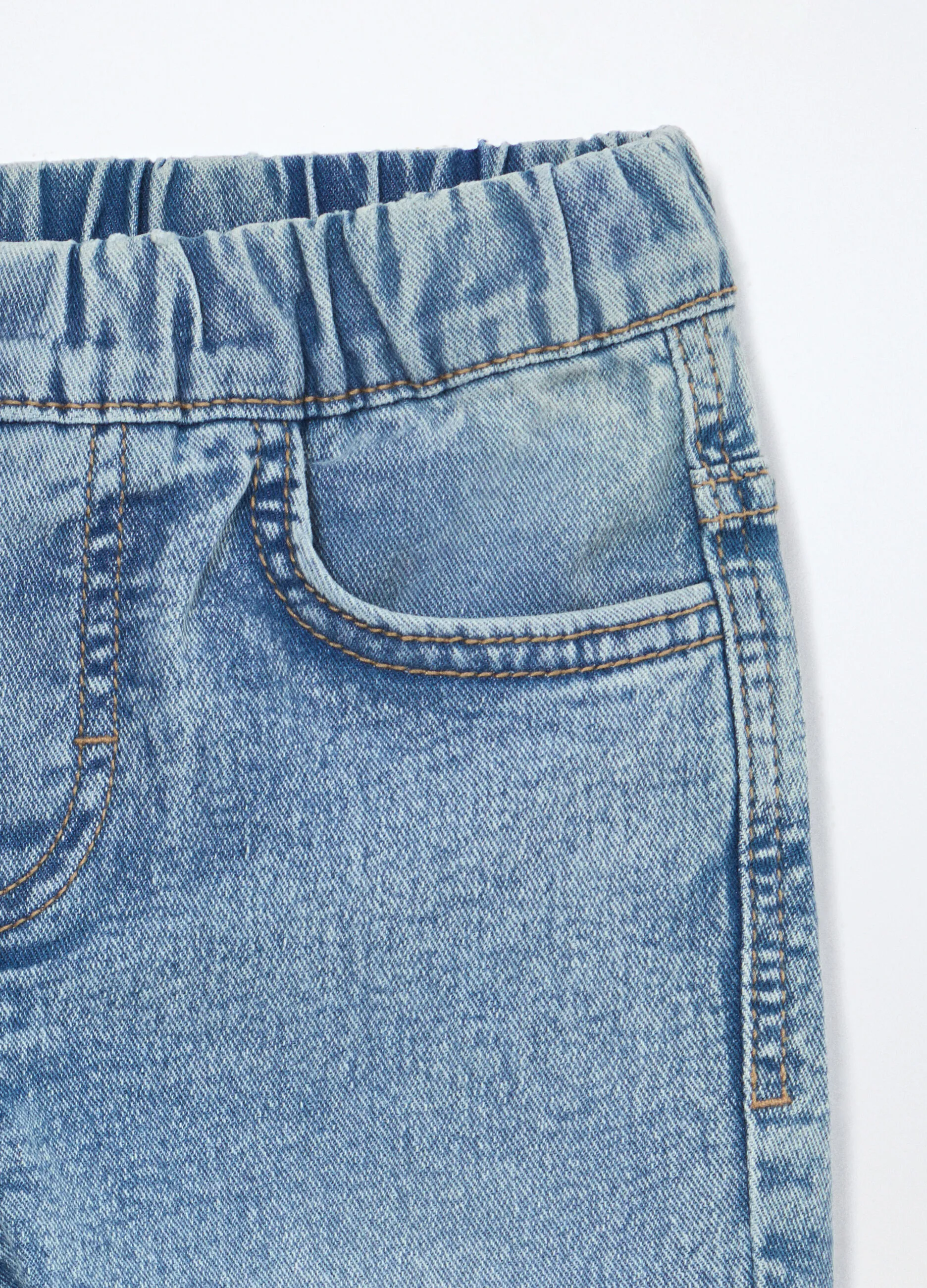 Pantaloni in denim di misto cotone bambino 4 Pantaloni in denim di misto cotone bambino