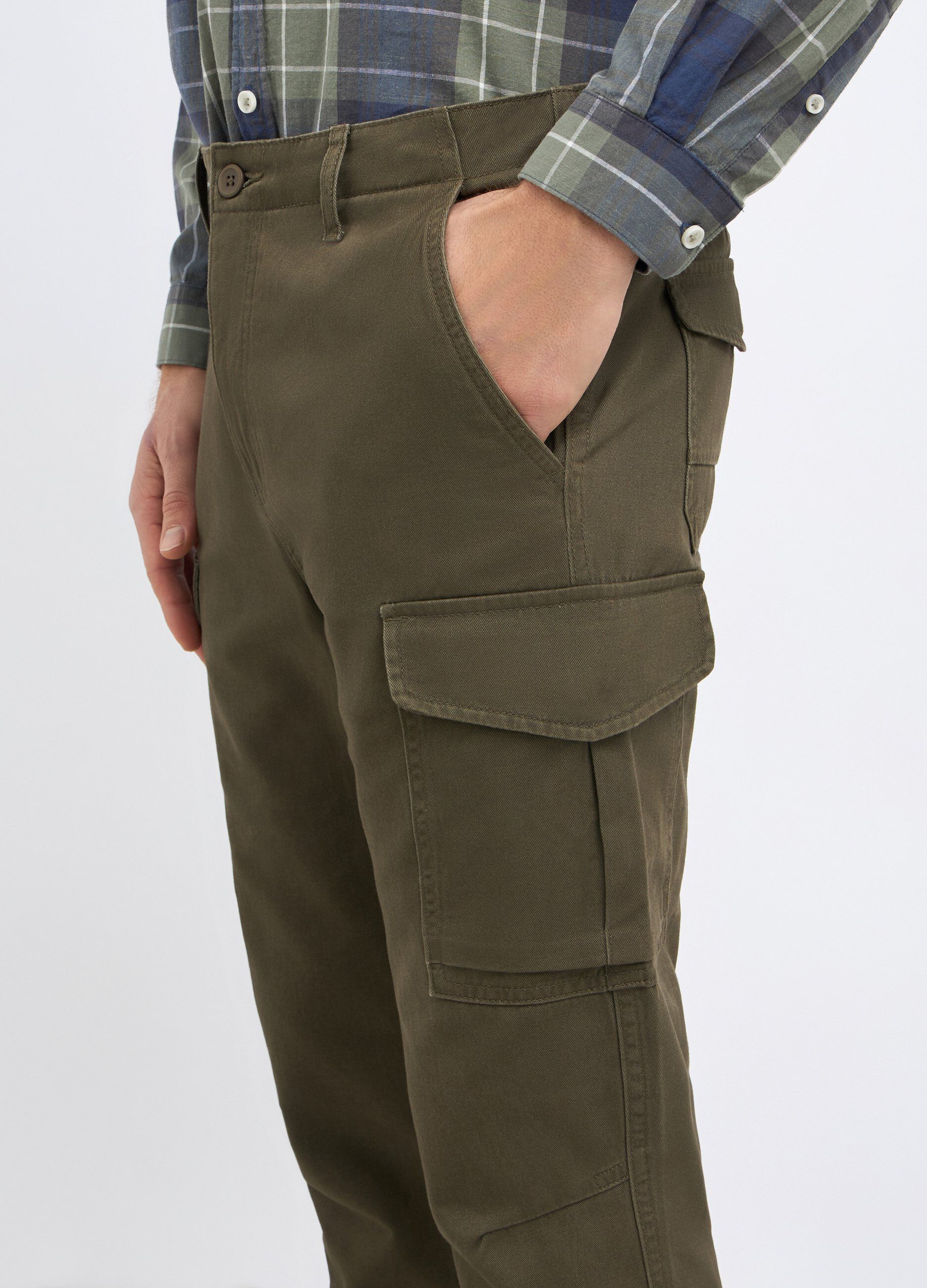 Pantaloni cargo in puro cotone uomo 4 Pantaloni cargo in puro cotone uomo