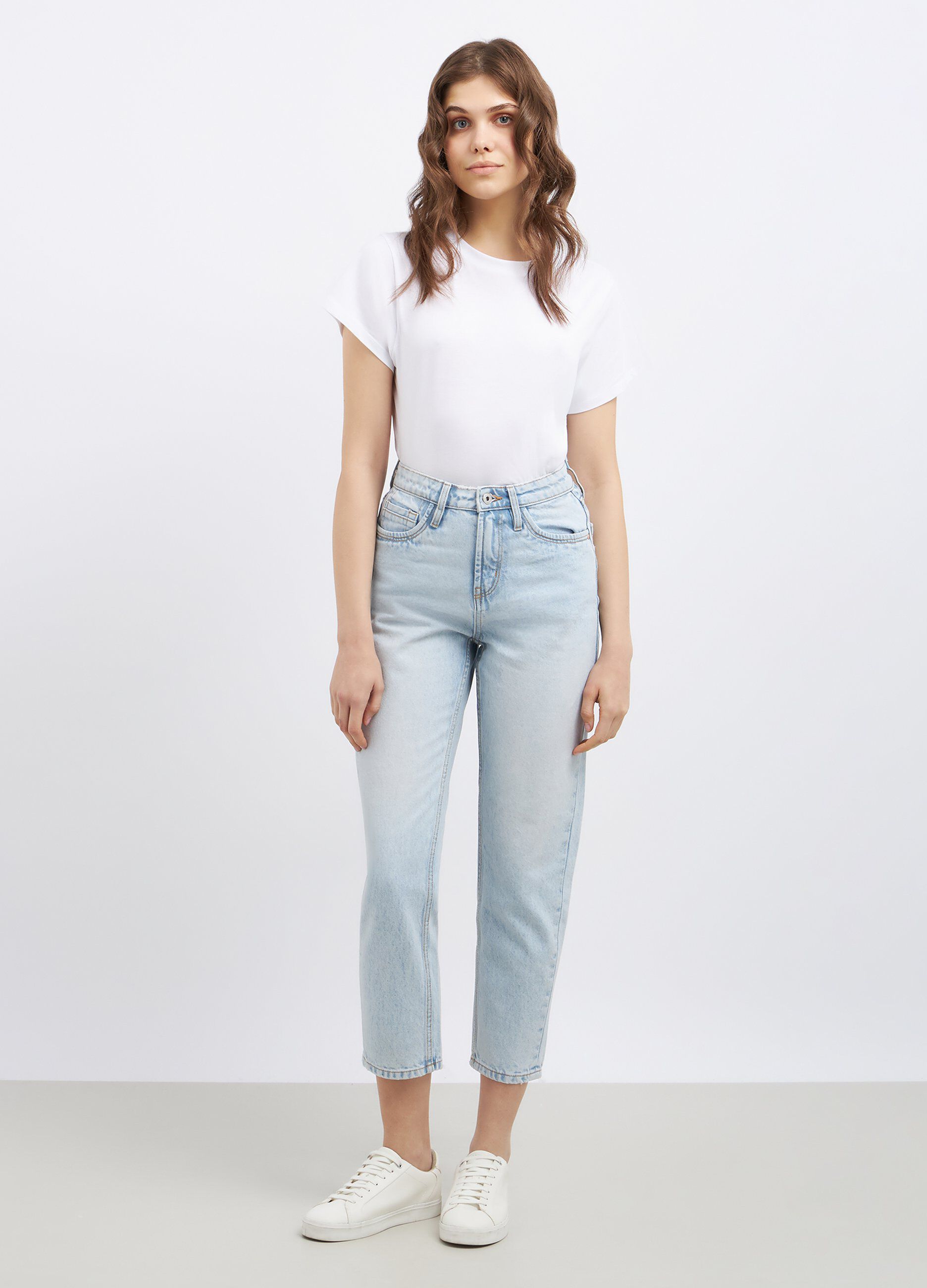 Jeans mom fit in puro cotone donna