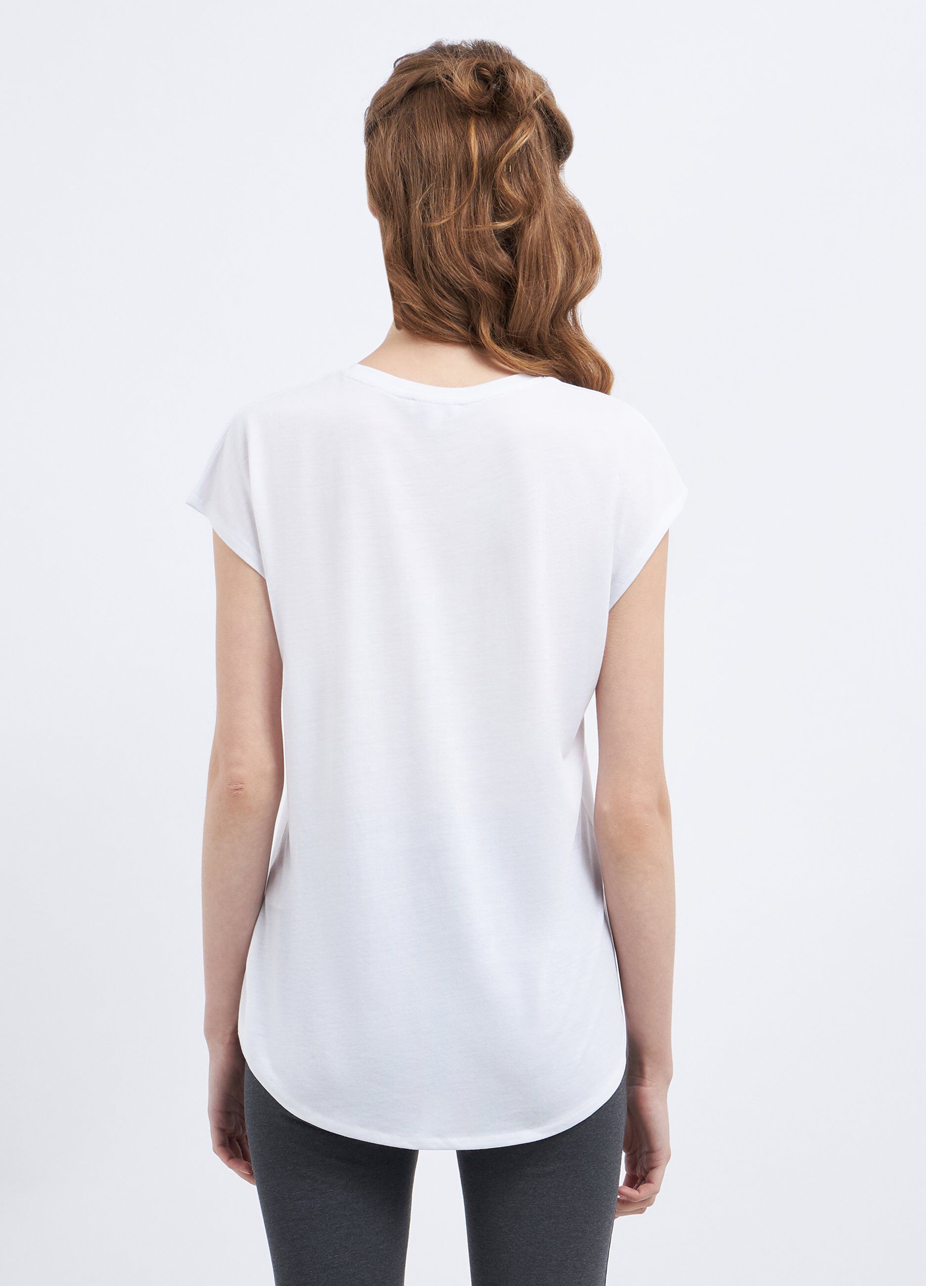 T-shirt con cut out donna 3 T-shirt con cut out donna