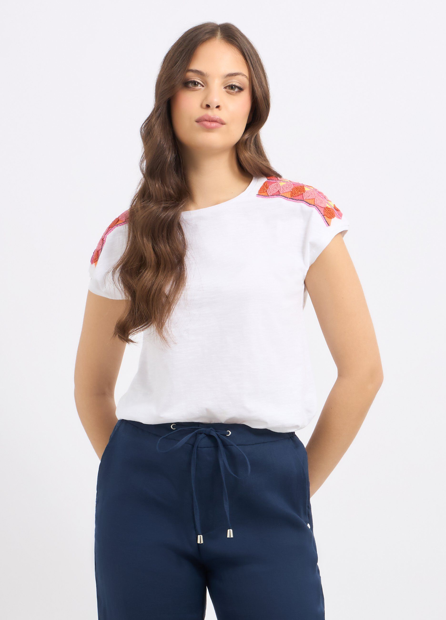 T-shirt in puro cotone con applicazioni donna