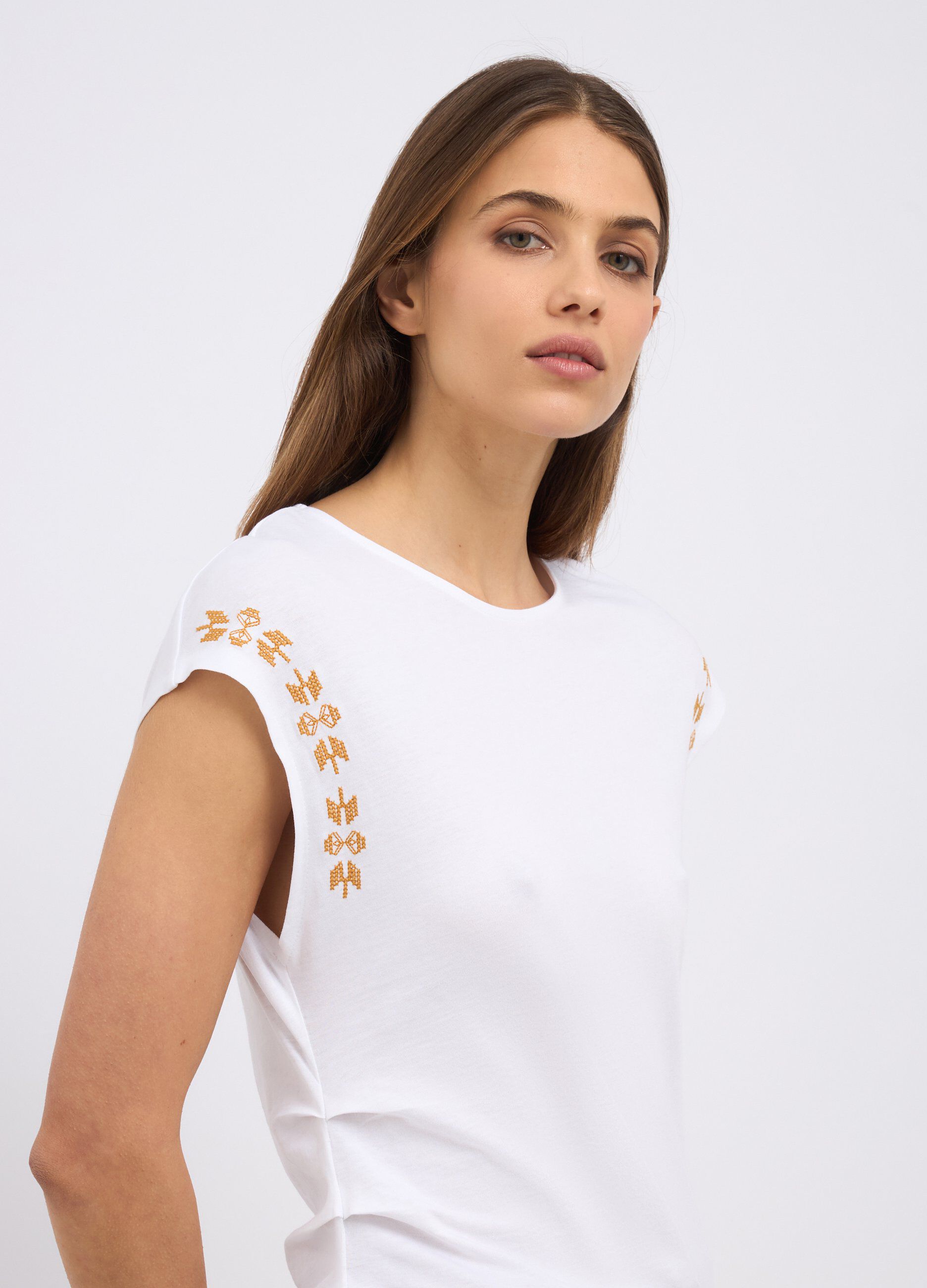 T-shirt smanicata in puro cotone donna 4 T-shirt smanicata in puro cotone donna