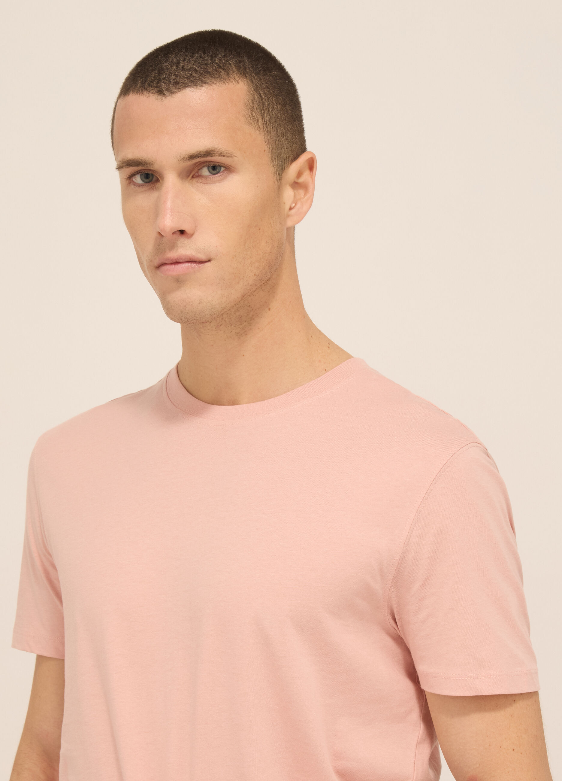 T-shirt girocollo in jersey di puro cotone uomo 4 T-shirt girocollo in jersey di puro cotone uomo