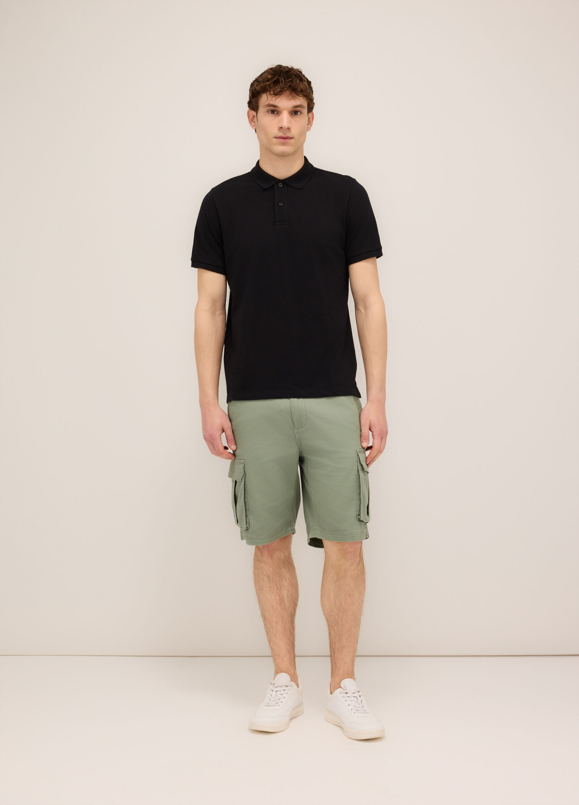 Bermuda cargo in twill di cotone uomo
