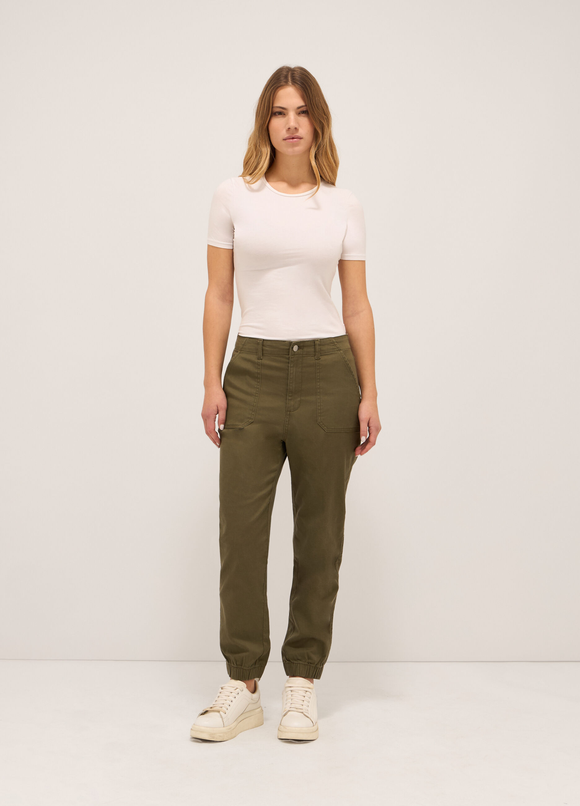 Pantaloni in twill donna