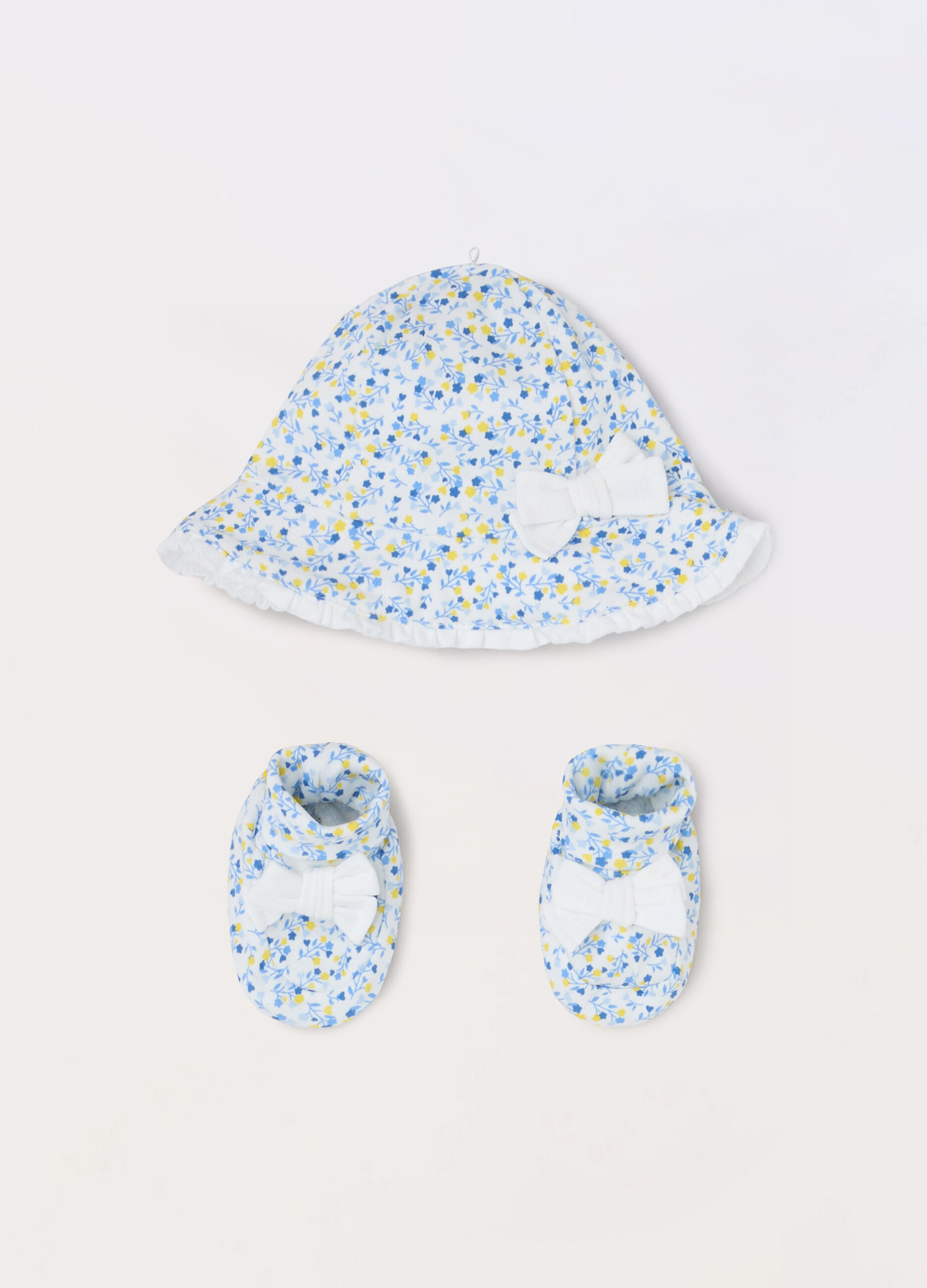 Set berretto + scarpine in interlock di puro cotone neonata